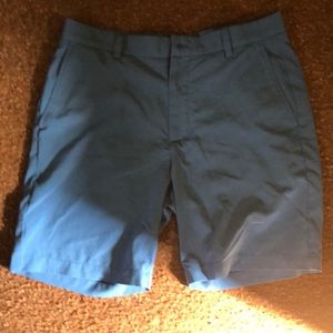 Vineyard vines performance breaker shorts